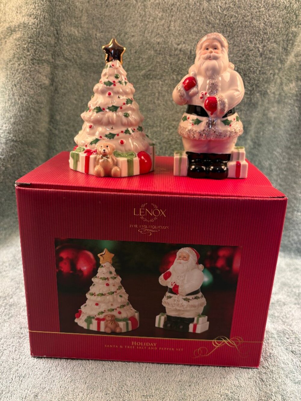 Lenox Holiday Santa & Christmas Tree Salt and Pepper Shakers NIB Boxed 810071